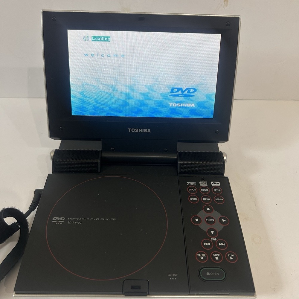 Toshiba SD-P1400 Portable DVD /CD Player Region 1 w/ Remote & Case Car Adapter